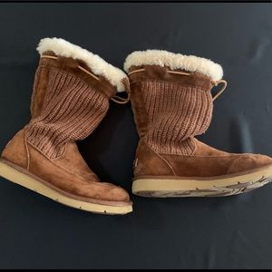 UGG Boots - Surburb Crochet Boots in Chocolate